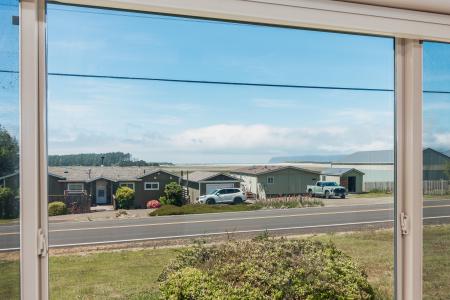 26305 Sandlake Road, Cloverdale, Oregon 97112, USA