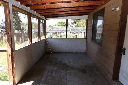 210 E Oak Street, Plains, 몬타나 59859, 미국