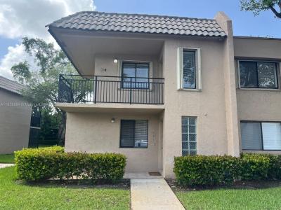 370 Racquet Club Rd , 101, Weston, 佛罗里达州 33326, 美国