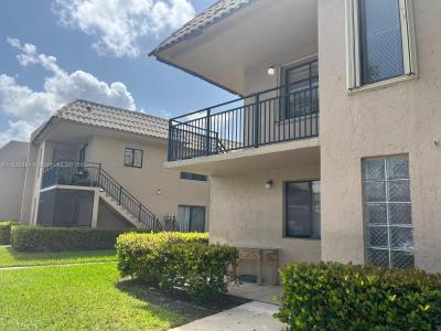 370 Racquet Club Rd , 101, Weston, 佛罗里达州 33326, 美国