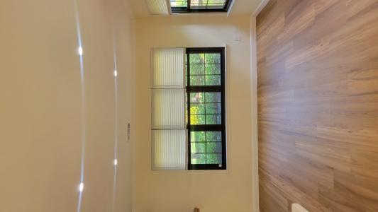 138 Longfield Ct., East Brunswick, New Jersey 08816, États-Unis
