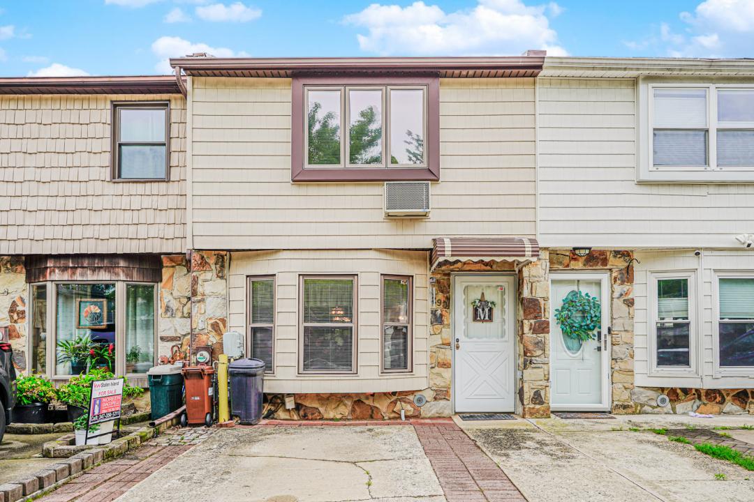 298 Tanglewood Drive, Staten Island, ニューヨーク 10308, アメリカ合衆国