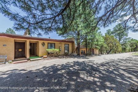 104 Thunder Mountain Court, Apt #4, Alto, Novo México 88312, Estados Unidos