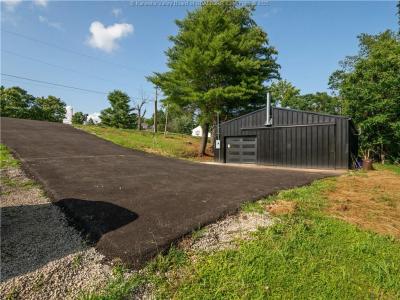 101 Scenic Drive, Ripley, West Virginia 25271