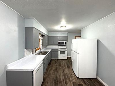 809 14th St., Springfield, South Dakota 57062