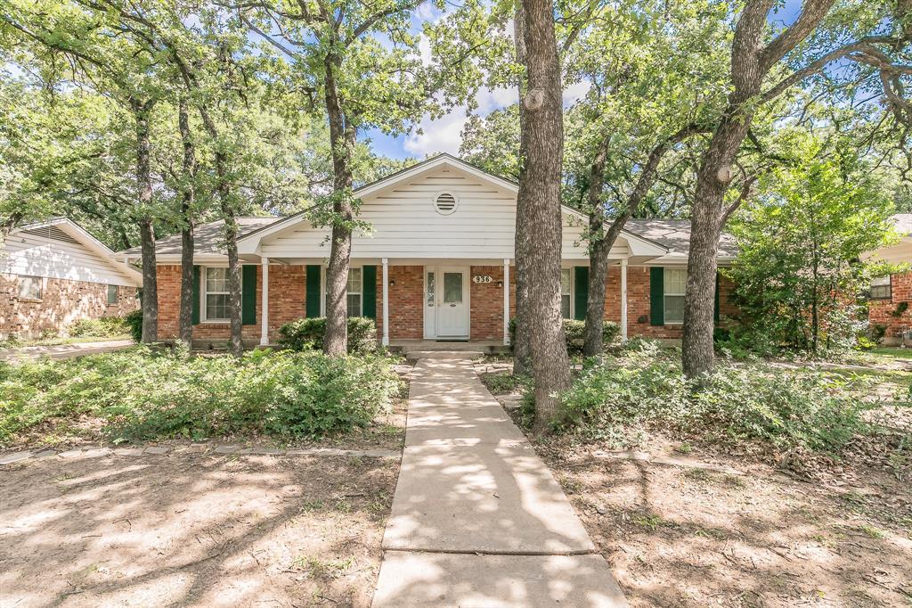 936 Mountain TER, Hurst, Texas 76053, Estados Unidos