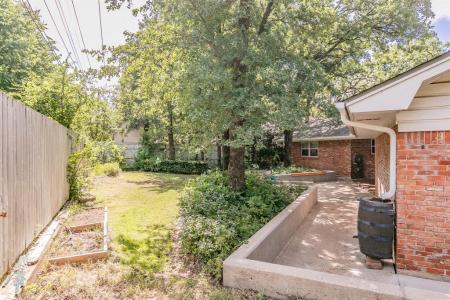 936 Mountain TER, Hurst, Texas 76053, Estados Unidos