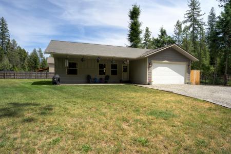 81 Mango St, Moyie Springs, Idaho 83845, USA