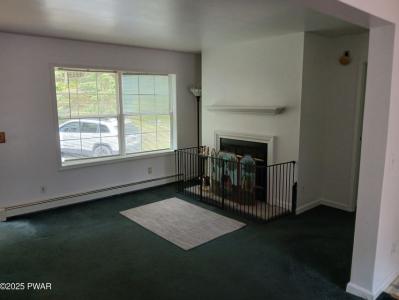 106 Meadowbrook Road, Matamoras, Pennsylvania 18336, Stati Uniti