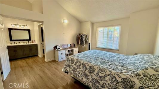 681 N Lark Ellen Avenue, Covina, California 91722, Estados Unidos