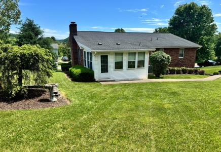 125 Amhurst lane, Bristol, Tennessee 37620, USA