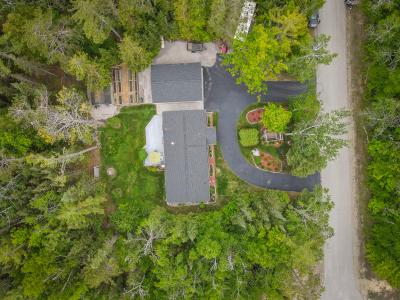 17203 Balsam Drive, Presque Isle, Michigan 49777, Estados Unidos