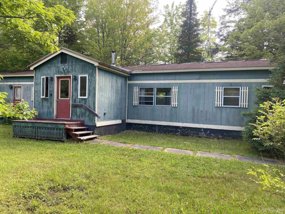 38178 Us41, Chassell, Michigan 49916