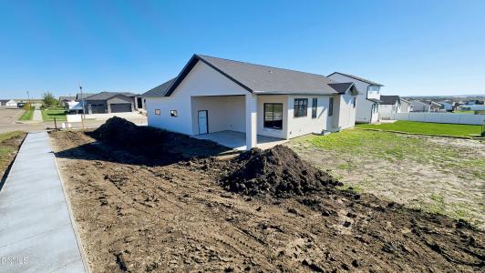 4008 Nickel Street, Bismarck, North Dakota 58503, USA