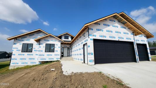 4008 Nickel Street, Bismarck, North Dakota 58503, USA