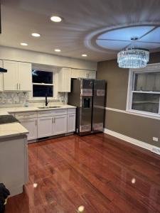 15535 Dearborn Street, South Holland, Illinois 60473, USA