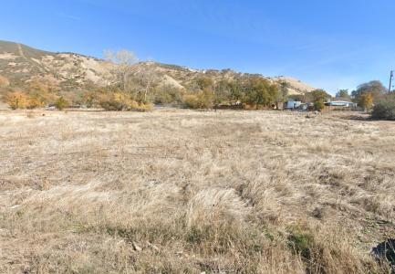 2821 10TH Street, Clearlake, California 95422, USA