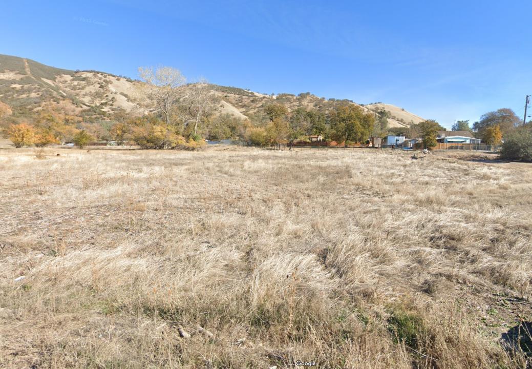 2821 10TH Street, Clearlake, California 95422