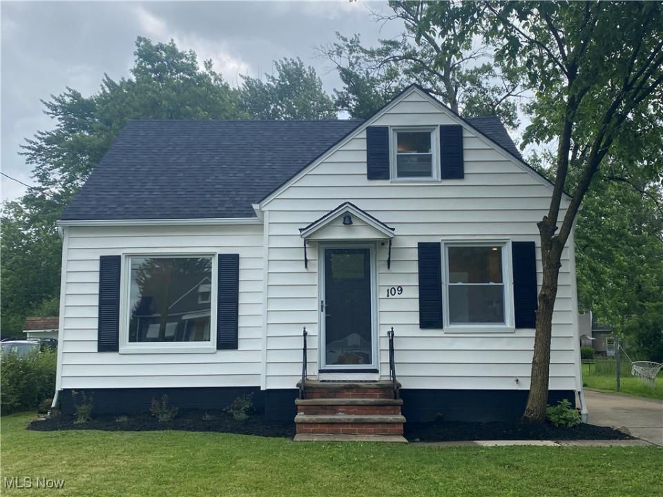 109 Avalon Avenue, Bedford, Ohio 44146