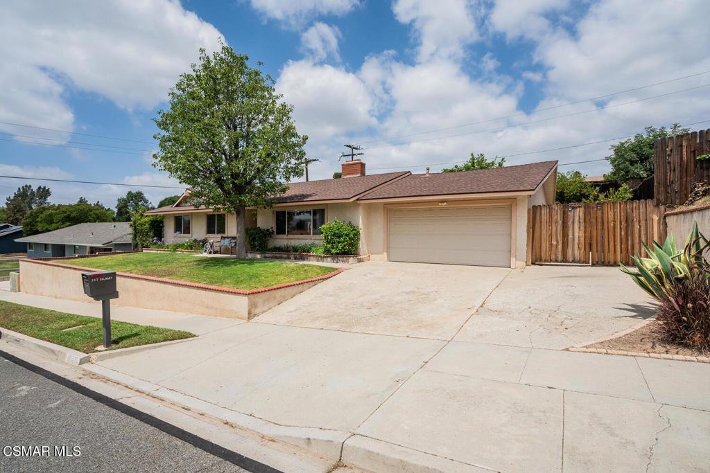 3317 Dalhart Avenue, Simi Valley, קליפורניה 93063, ארצות הברית של אמריקה