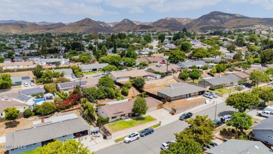 3317 Dalhart Avenue, Simi Valley, קליפורניה 93063, ארצות הברית של אמריקה