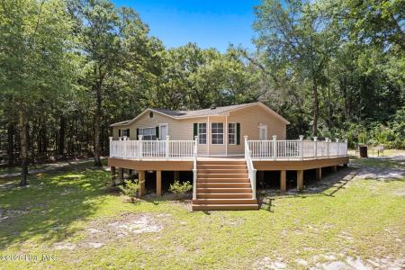 930 Cypress Lakes Circle SE, Bolivia, North Carolina 28422