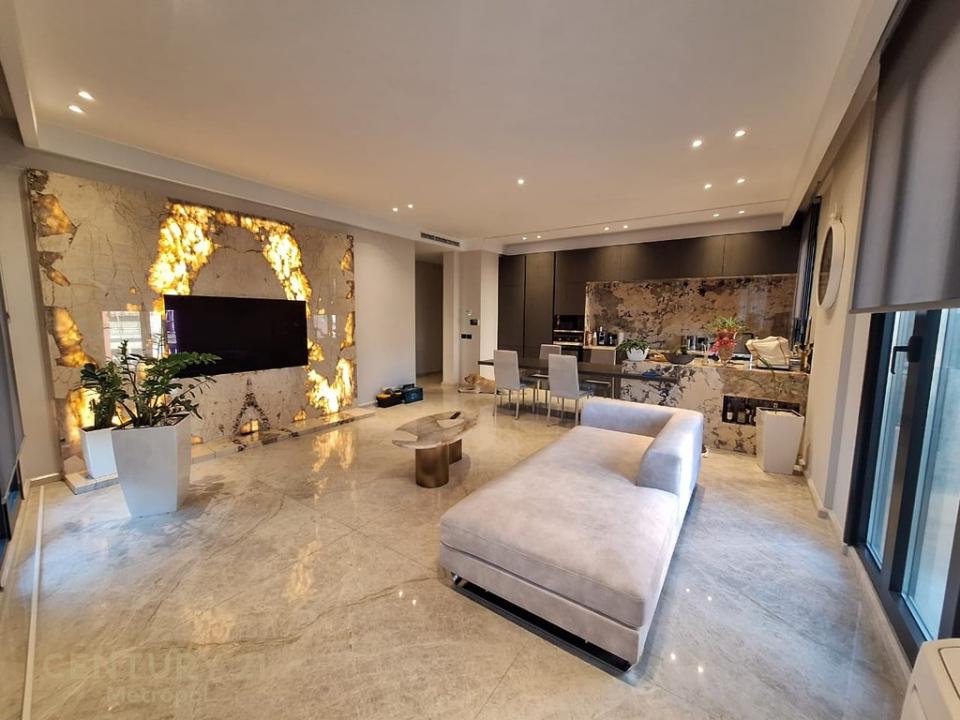 Blloku i Ambasadave, Tirana, Albania