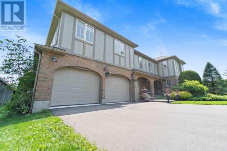 1737 QUEEN ST, Sault Ste. Marie, Ontario P6A 2G4, Canada
