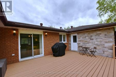 48 INDIANOLA CRESCENT, Wasaga Beach, Ontario L9Z 2W3, Canadá