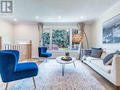 237 HIGHRIDGE AVENUE, Hamilton (riverdale), Ontario L8E 3P6, Canada