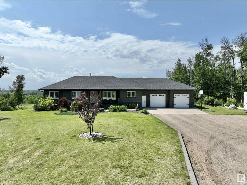10501 TWP RD 590, Rural St. Paul County, Alberta T0A 3A0, Canadá