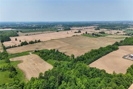 290 MULLIGAN ROAD, Caledonia, Ontario N3W 2G9, Canadá