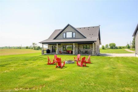 290 MULLIGAN ROAD, Caledonia, Ontario N3W 2G9, Kanada