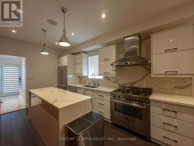 329A CLINTON STREET, Toronto (palmerston-little Italy), Ontario M6G 2Y7, Canada