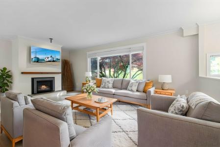 13950 BLACKBURN AVENUE, White Rock, Colúmbia Britânica V4B 2Z5, Canadá