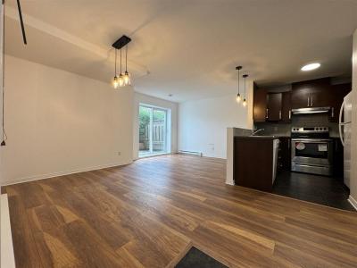 6634 Rue Claudel, Brossard, Quebec J4Z 0H6, Canada