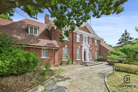 London, イギリスの不動産と販売中の 住宅 | Century 21®