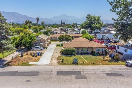 7235 Perris Hill Road, San Bernardino, California 92404, Stati Uniti