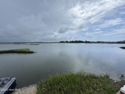 121 Cedar Point Boulevard, Cedar Point, ノースカロライナ 28584, アメリカ合衆国