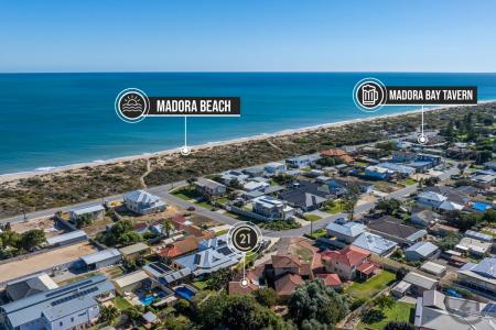 30A Parmelia Way, Madora Bay, WA 6210, Australia