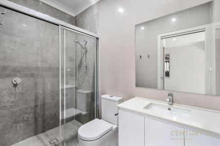 20a Runyon Street, Spring Farm, NSW 2570, 澳洲