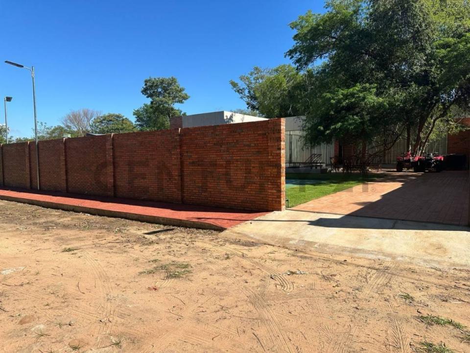 PUERTA DE LAGO , San Bernardino, Cordillera 00001, Le Paraguay