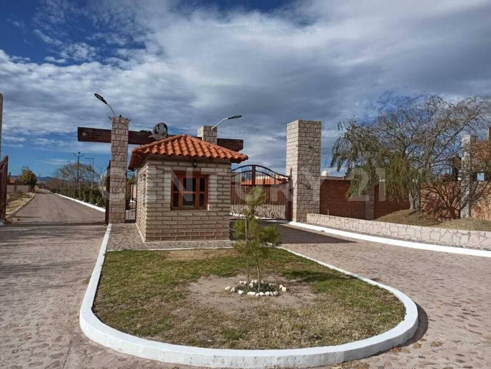 Álamo S/N L-12 M-8, Fracc. Campestre Quintas Los Sauces,, Durango, Durango 34310, Meksika