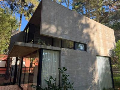 43 y Necochea , Mar Azul, Buenos Aires Costa Atlántica 00001, Argentina