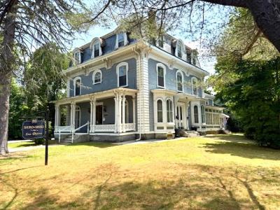 86 Silver St, Waterville, Maine 04901, USA