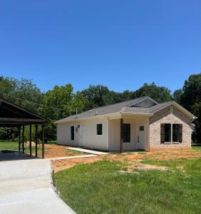 719 Spivey Rd, Columbus, Mississippi 39705, USA