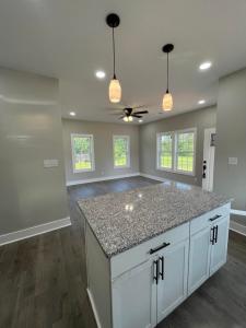 719 Spivey Rd, Columbus, Mississippi 39705