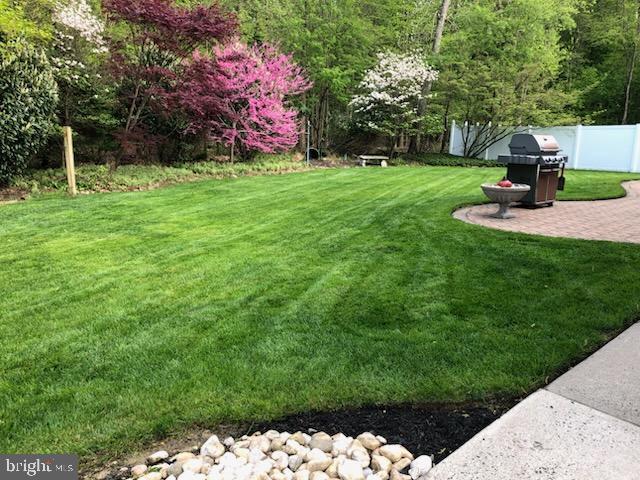 17 Putnam Road, Monmouth Junction, New Jersey 08852, États-Unis