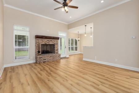 211 Rustic Pines Dr, Lufkin, Texas 75904, USA