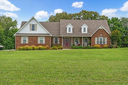 379 Hooper Road, Winchester, Tennessee 37398, USA